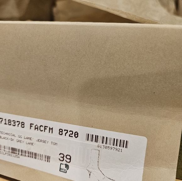 $1,200 GUCCI Demi 75mm logo-jacquard metallic knit ankle boots size 39 US 9 NIB - Picture 10 of 10